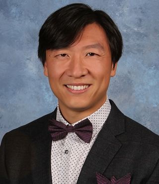Portrait of Dr. Ruofan Yao